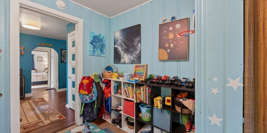 2409 S Rogers Street, Bloomington, Indiana 47403,MLS,202541267