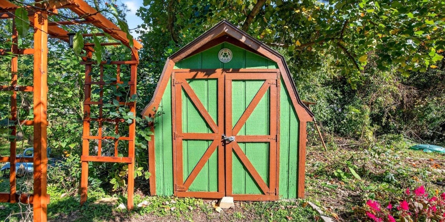 2409 S Rogers Street, Bloomington, Indiana 47403,MLS,202541267