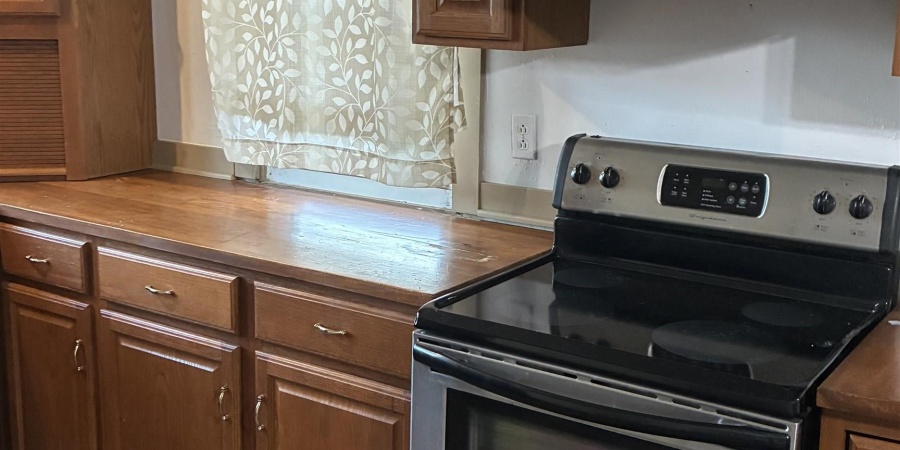 12215 W St. Rd. 54 Street, Linton, Indiana 47441,MLS,202541278