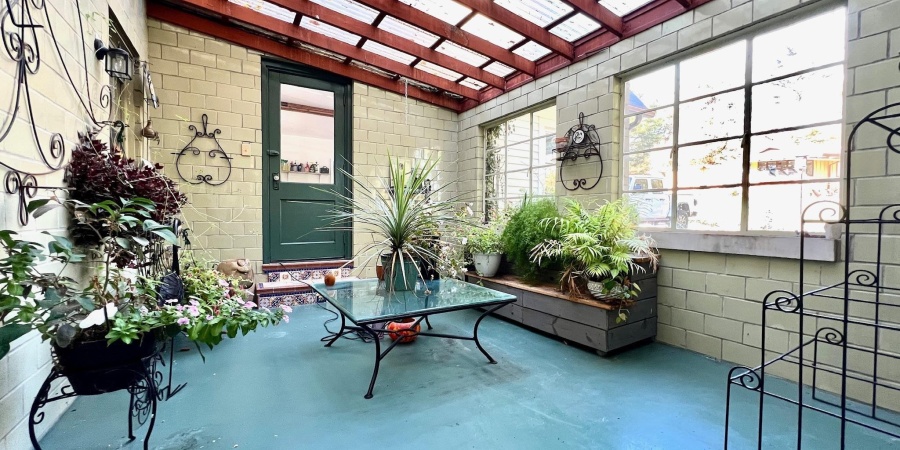 330 Hawthorne Drive, Bedford, Indiana 47421,MLS,202541322