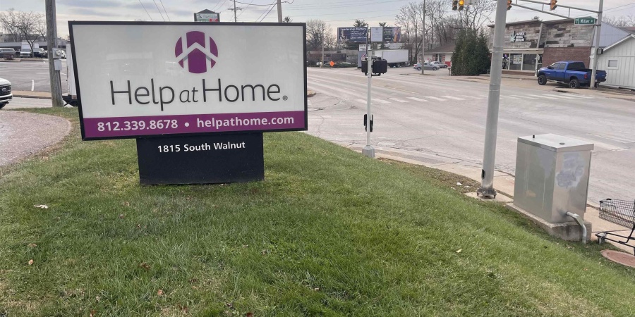 1815 S Walnut Street, Bloomington, Indiana 47401,MLS,202446367