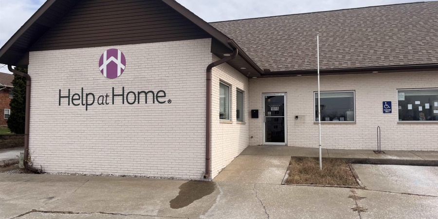 1815 S Walnut Street, Bloomington, Indiana 47401,MLS,202446367