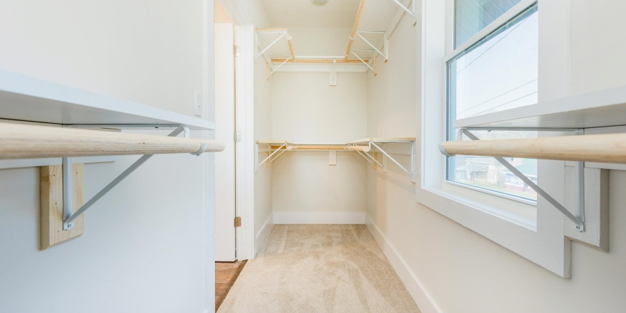 214 16th Street, Bedford, Indiana 47421,MLS,202541504