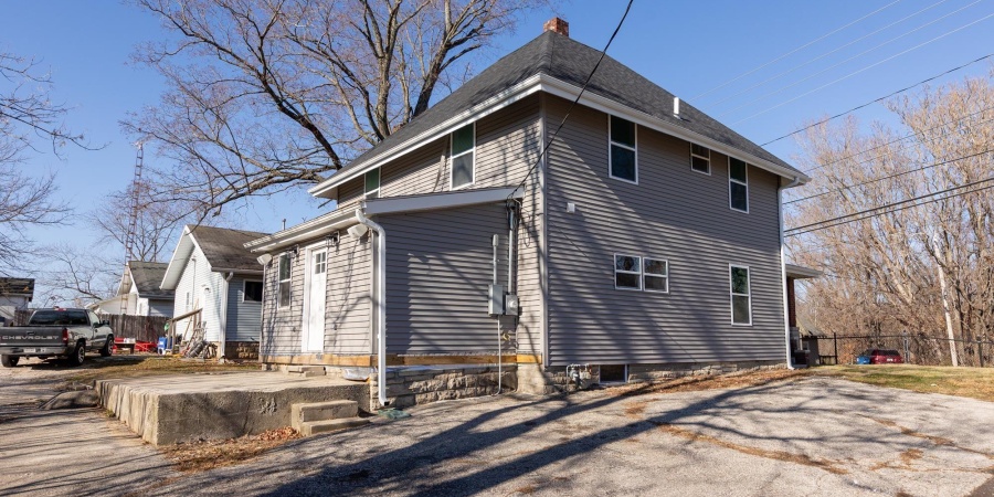 214 16th Street, Bedford, Indiana 47421,MLS,202541504