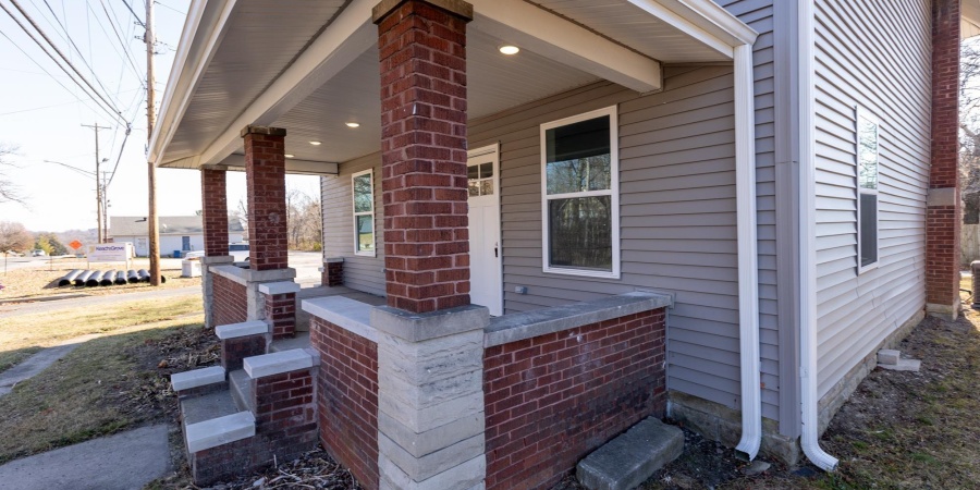 214 16th Street, Bedford, Indiana 47421,MLS,202541504