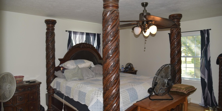 9 Locksley Ct, Bedford, Indiana 47421,MLS,202541631