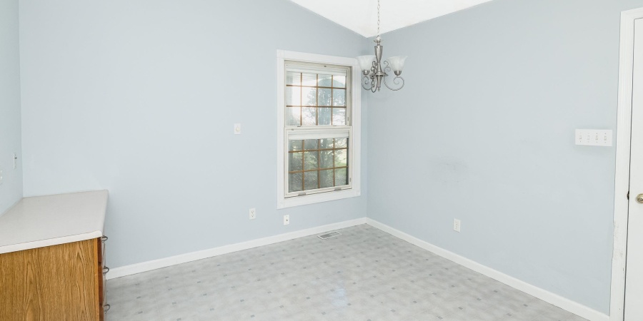 1004 E Sherbrooke Drive, Bloomington, Indiana 47401,MLS,202541763