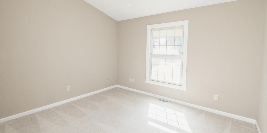 1004 E Sherbrooke Drive, Bloomington, Indiana 47401,MLS,202541763