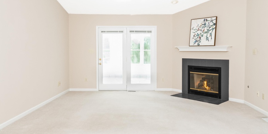 1004 E Sherbrooke Drive, Bloomington, Indiana 47401,MLS,202541763