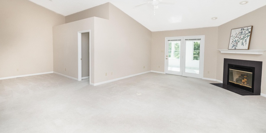 1004 E Sherbrooke Drive, Bloomington, Indiana 47401,MLS,202541763