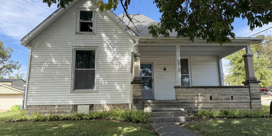 2003 13th St, Bedford, Indiana 47421,MLS,202541814
