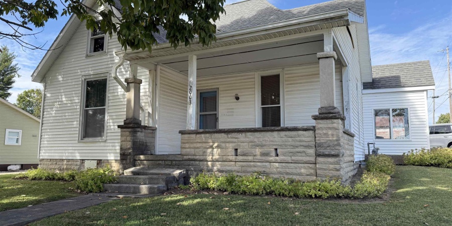 2003 13th St, Bedford, Indiana 47421,MLS,202541814