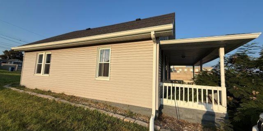 1705 24 Street, Bedford, Indiana 47421,MLS,202541895