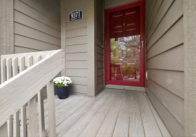 9371 S Lake Ridge Drive, Bloomington, Indiana 47401-9504,MLS,202541950
