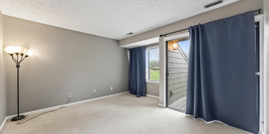9371 S Lake Ridge Drive, Bloomington, Indiana 47401-9504,MLS,202541950