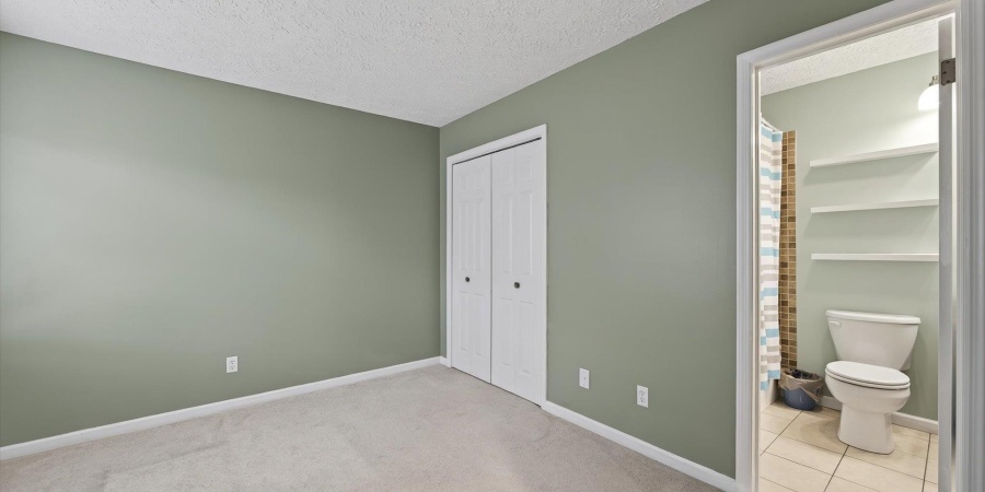 9371 S Lake Ridge Drive, Bloomington, Indiana 47401-9504,MLS,202541950
