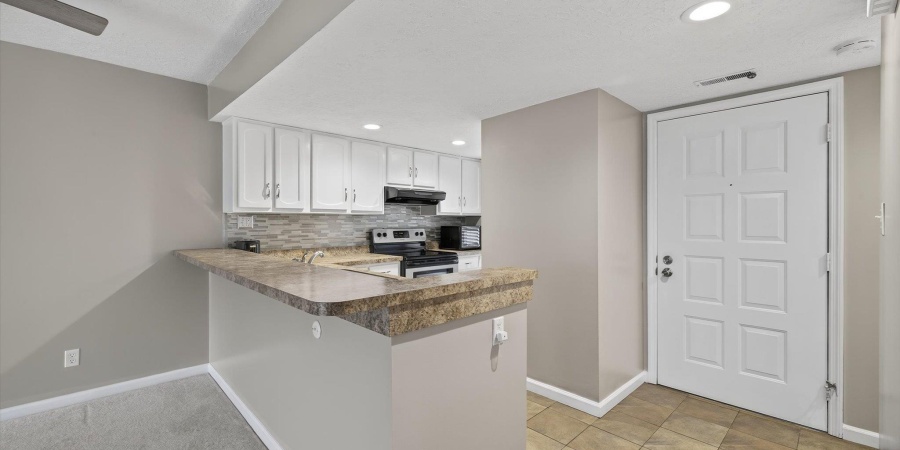 9371 S Lake Ridge Drive, Bloomington, Indiana 47401-9504,MLS,202541950