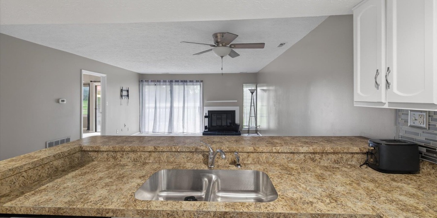 9371 S Lake Ridge Drive, Bloomington, Indiana 47401-9504,MLS,202541950