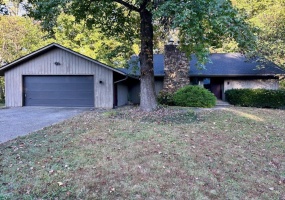 909 N Park Ridge Court, Bloomington, Indiana 47408,MLS,202541974