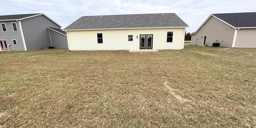 104 Pin Oak Road, Spencer, Indiana 47460,MLS,202542001