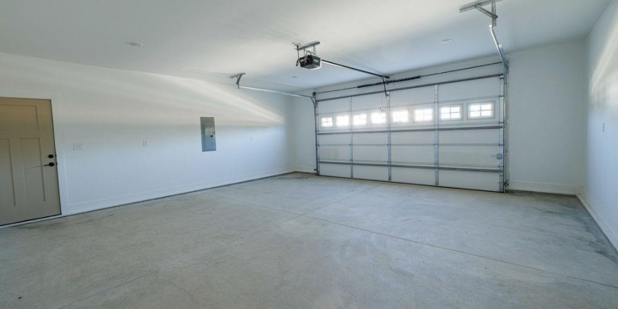 104 Pin Oak Road, Spencer, Indiana 47460,MLS,202542001