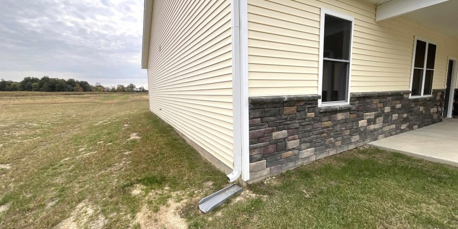 104 Pin Oak Road, Spencer, Indiana 47460,MLS,202542001