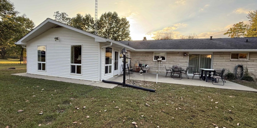 3716 Tunnelton Rd, Bedford, Indiana 47421,MLS,202542013