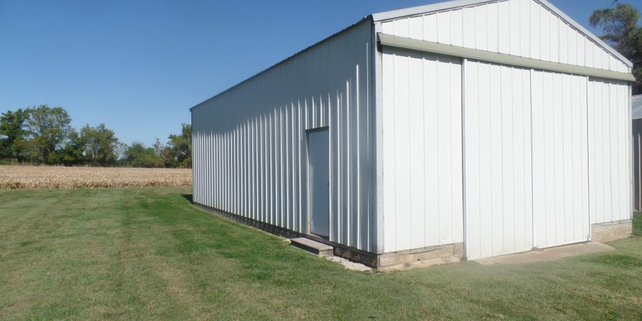 2142 W State Road 54 Highway, Bloomfield, Indiana 47424,MLS,202542041