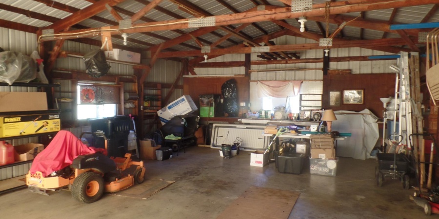 2142 W State Road 54 Highway, Bloomfield, Indiana 47424,MLS,202542041