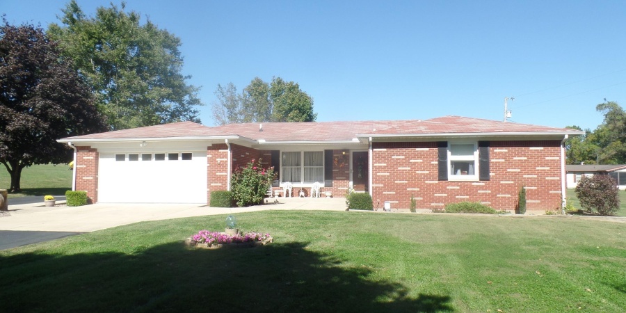2142 W State Road 54 Highway, Bloomfield, Indiana 47424,MLS,202542041