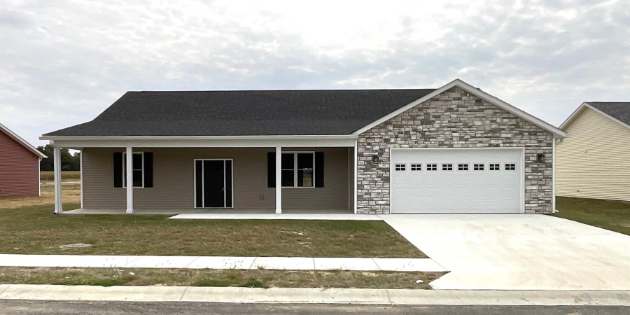 106 Pin Oak Road, Spencer, Indiana 47460,MLS,202542048