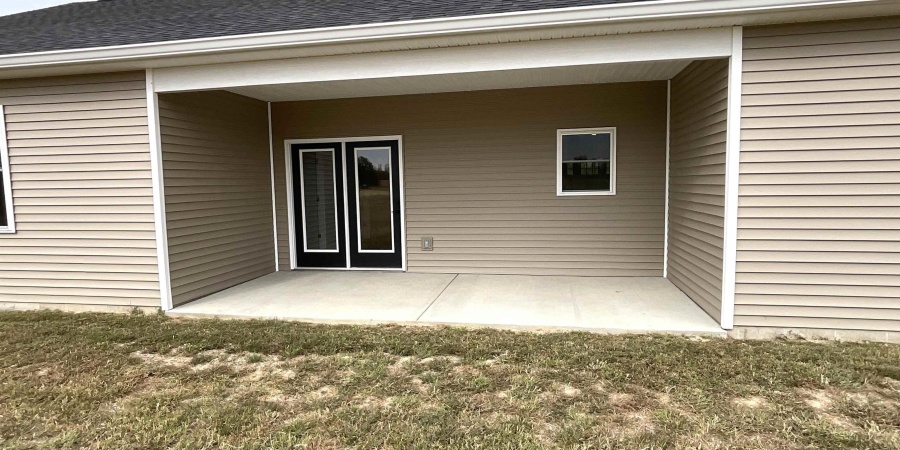 106 Pin Oak Road, Spencer, Indiana 47460,MLS,202542048