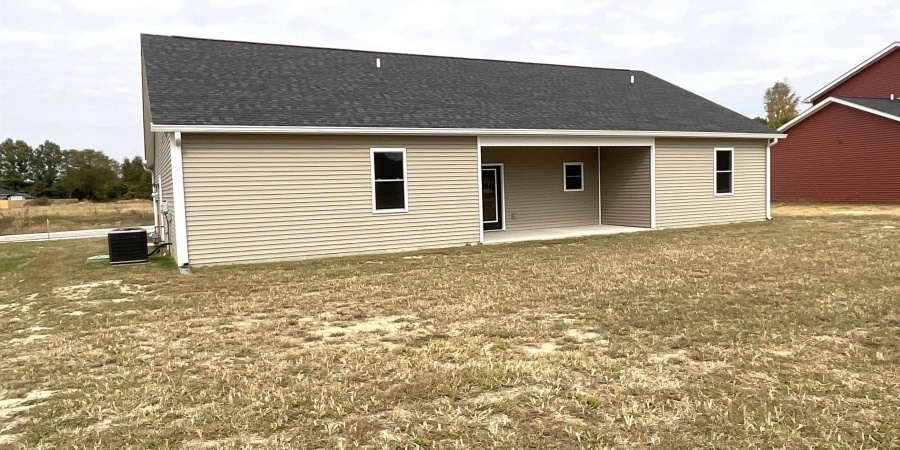 106 Pin Oak Road, Spencer, Indiana 47460,MLS,202542048