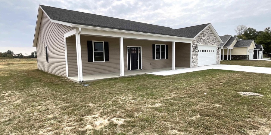 106 Pin Oak Road, Spencer, Indiana 47460,MLS,202542048