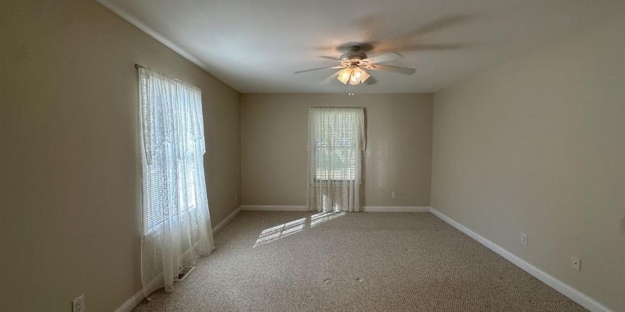1302 W Deckard Drive, Mitchell, Indiana 47446,MLS,202542063