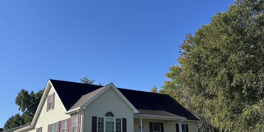 1302 W Deckard Drive, Mitchell, Indiana 47446,MLS,202542063