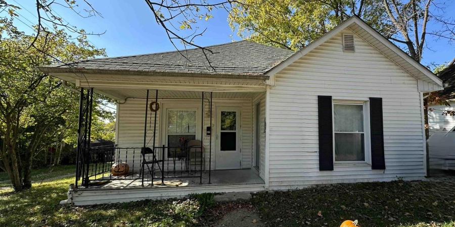 215 N Pine Street, Bloomington, Indiana 47404,MLS,202542114