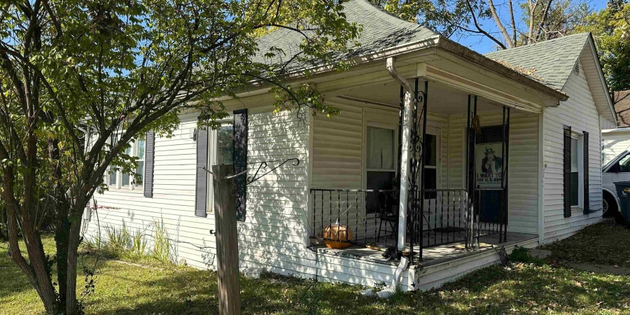 215 N Pine Street, Bloomington, Indiana 47404,MLS,202542114
