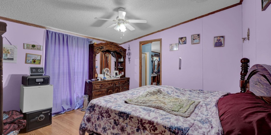 320 Stove Road, Bedford, Indiana 47421,MLS,202542231