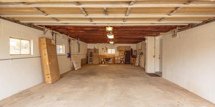 1901 E Maxwell Lane, Bloomington, Indiana 47401,MLS,202542248