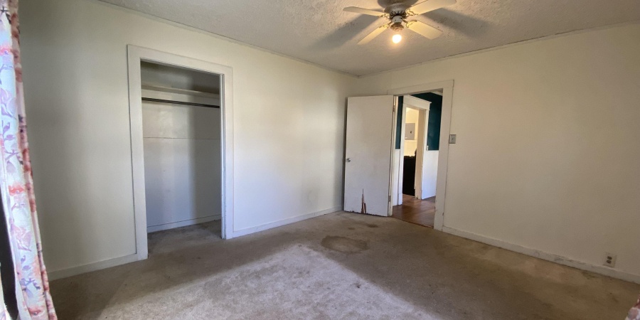 702 W Street, Bedford, Indiana 47421,MLS,202542258