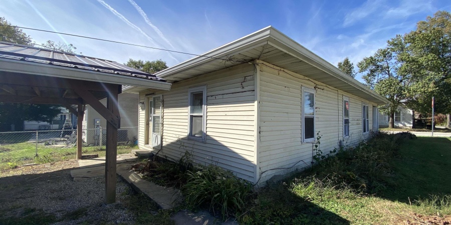 702 W Street, Bedford, Indiana 47421,MLS,202542258