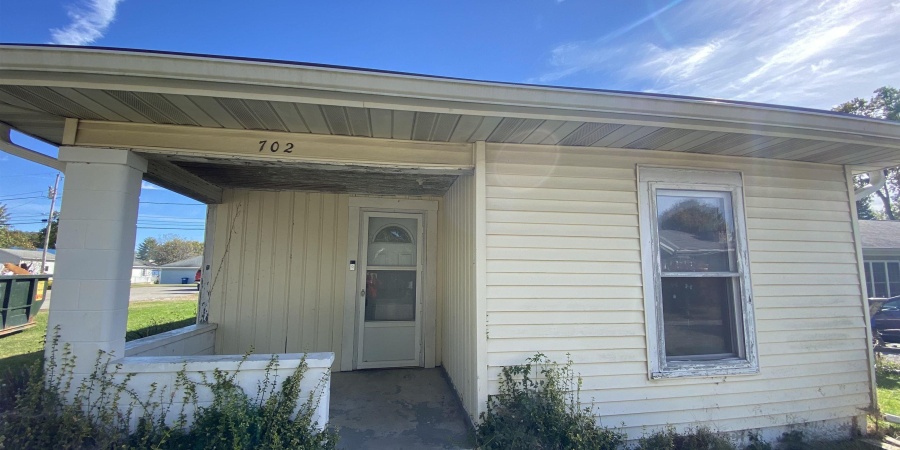702 W Street, Bedford, Indiana 47421,MLS,202542258