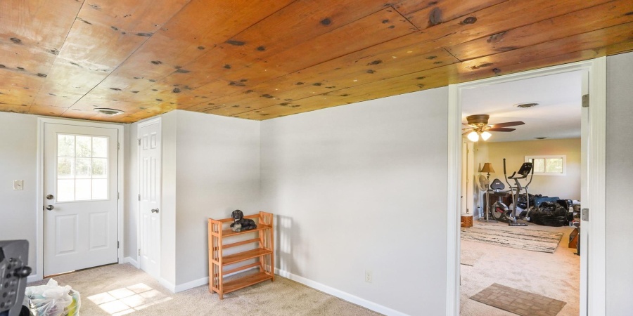 4987 Aqua Isle Road, Nashville, Indiana 47448-8866,MLS,202542272