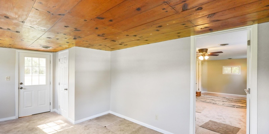 4987 Aqua Isle Road, Nashville, Indiana 47448-8866,MLS,202542272