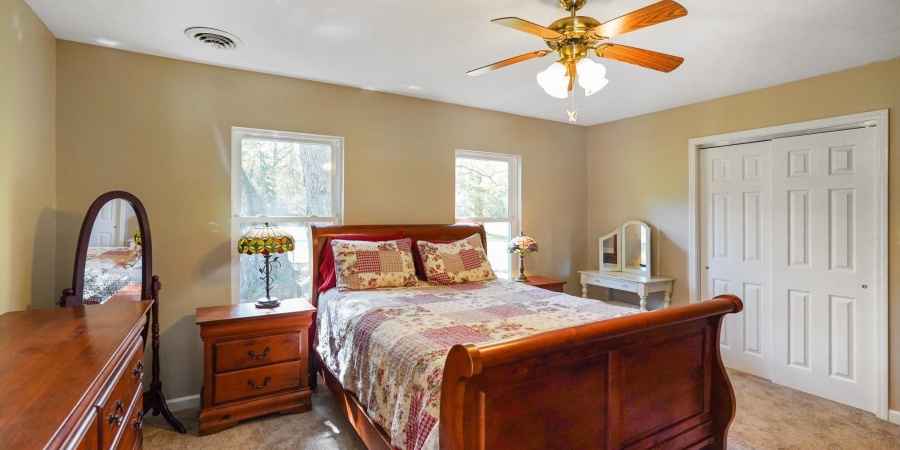 4987 Aqua Isle Road, Nashville, Indiana 47448-8866,MLS,202542272