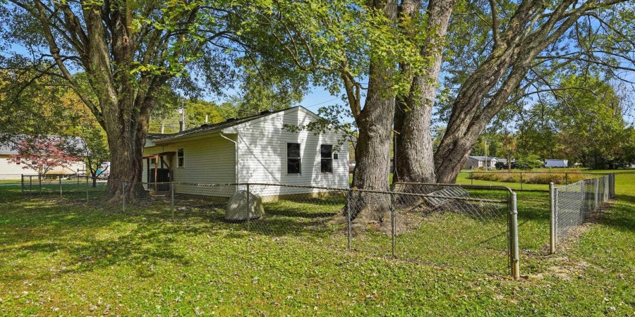 4987 Aqua Isle Road, Nashville, Indiana 47448-8866,MLS,202542272