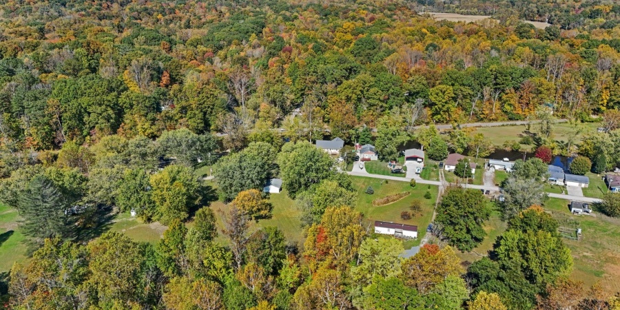 4987 Aqua Isle Road, Nashville, Indiana 47448-8866,MLS,202542272