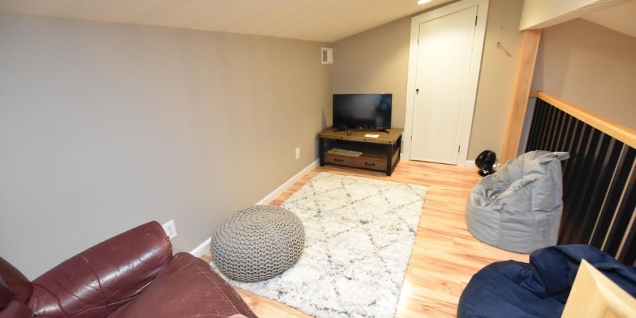 9136 S Greenridge Lane, Bloomington, Indiana 47401,MLS,202542332