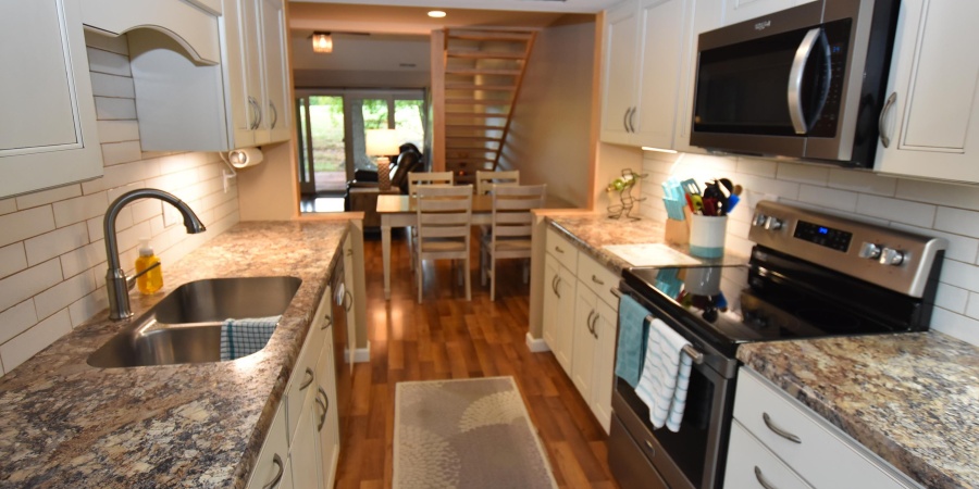 9136 S Greenridge Lane, Bloomington, Indiana 47401,MLS,202542332